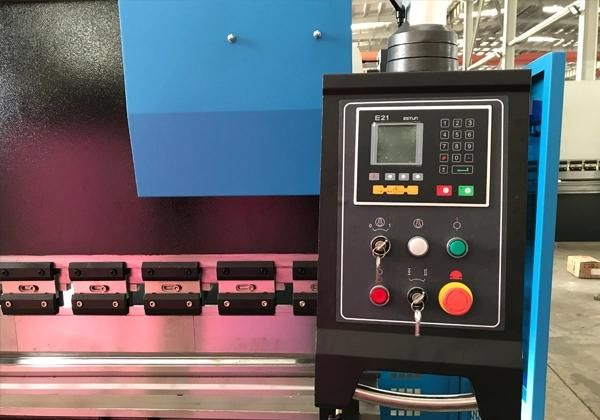 Hydraulic Press Brake Bending Machine Press Brake Machine (40T/2200mm)