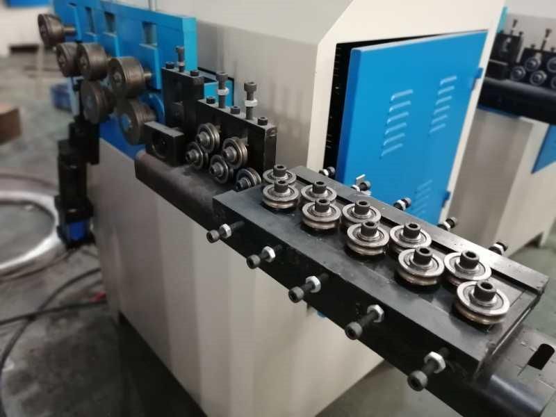 Qiapng Metal Cutting and Bending Machine