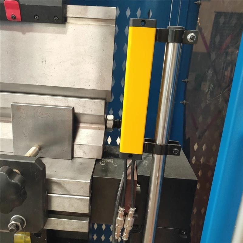 We67K-170t/3200 Da52s 3 + 1 Axis CNC Machine /Hydraulic Press Brake/ Bending Machine