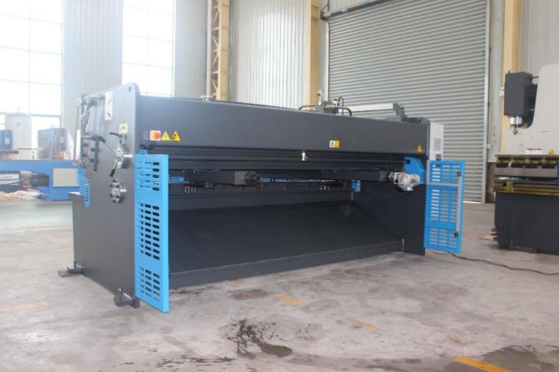 Accurl Hydraulic CNC Metal Cutting Machine