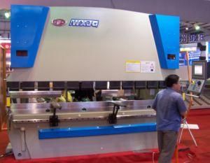 Hydraulic Press Brake (CNC Press Brake or Bending Machine)