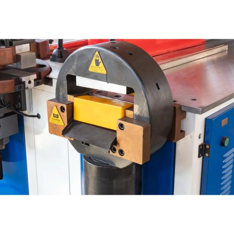 CNC Busbar Processing Hydraulic Bending Cutting Pouching Machine