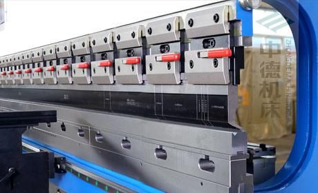 High Precision Zdmt Synchro Hydraulic CNC Press Brake Plate Bending Machine