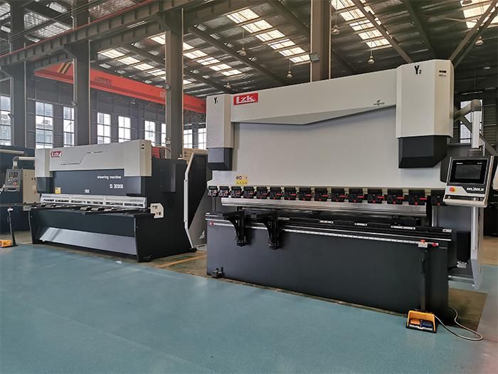 Hydraulic 4mm Metal Plate CNC Bending Machine for Steel