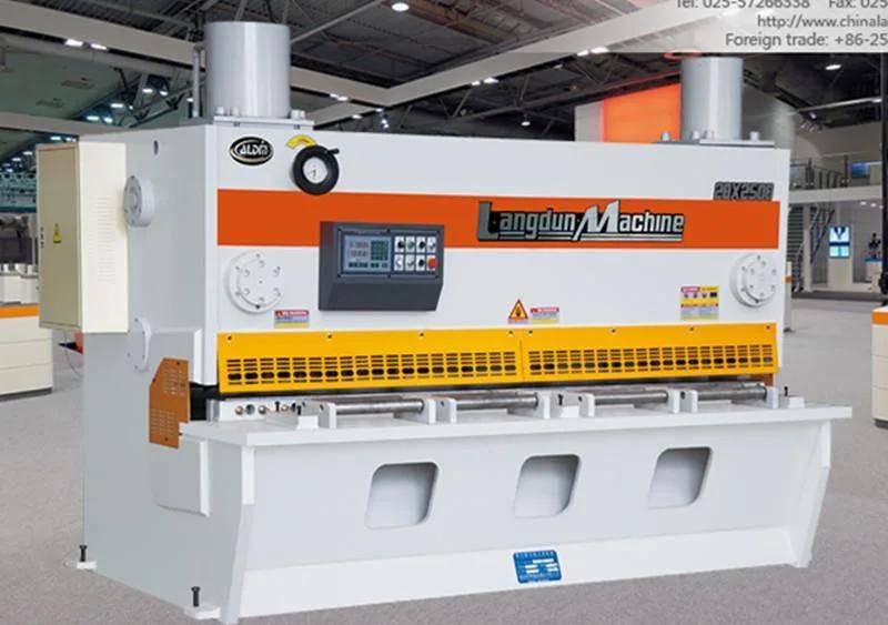 ISO 9001: 2000 Approved Adjustable Blade Gap E21s Contorller Hydraulic CNC Guillotine Shearing Machine
