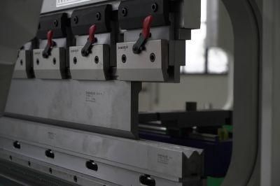 Zhengxi 220t Plate Bending Machine for Low Carbon Steel Sheet