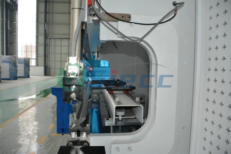 High Quality CNC Press Brake, Plate Bending Machine, Plegadora Hidraulica, Dobladora, Metal Folding Machine with Delem Da52s
