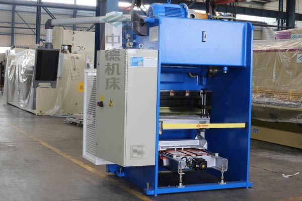 Zdpk-4015 (WC67K-40/1500) Mini CNC Press Brake