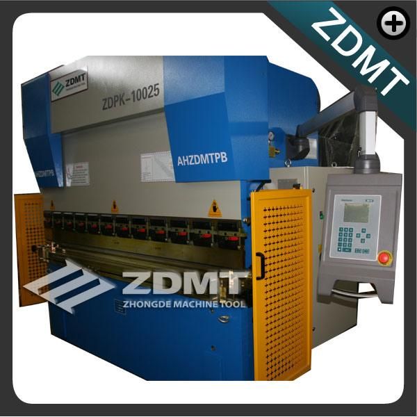 Hydraulic CNC Press Brake Plate Bending machine Wc67K-160t5000mm