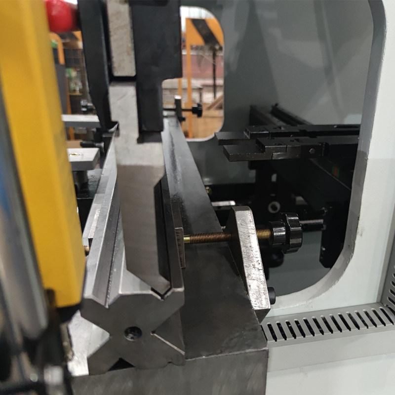 40t Sheet Metal Processing Machine Metalworking Machine Hydraulic Press Brake with Light Protection