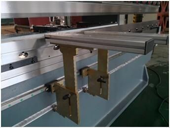 New Style Electro-Hydraulic CNC Press Brake for Metal Plate, Kcn-10032