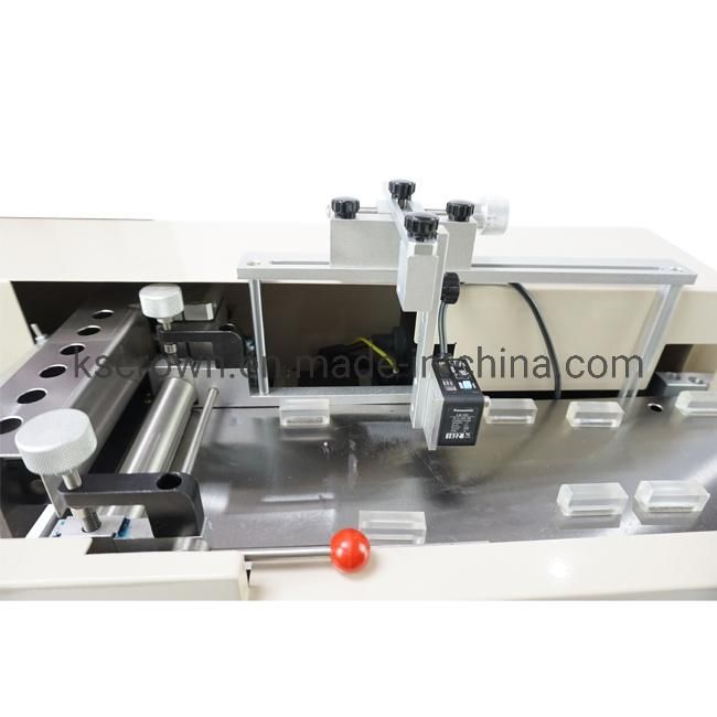 Ultrasonic Automatic Fabric Label Tape Cutting Machine with 300PCS/Min